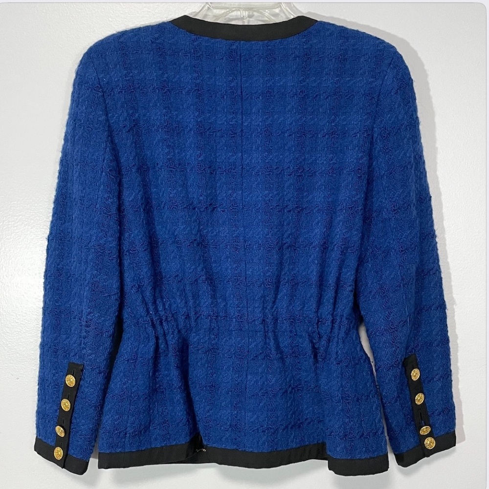SOLD Chanel Vintage 1989 Iconic Blue Tweed Blazer - Picture 5 of 13